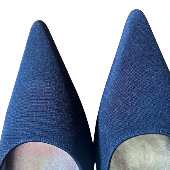 Stuart Weitzman Women’s Size 8 Navy Blue Satin Kitten Heel Shoes - Picture 7 of 12
